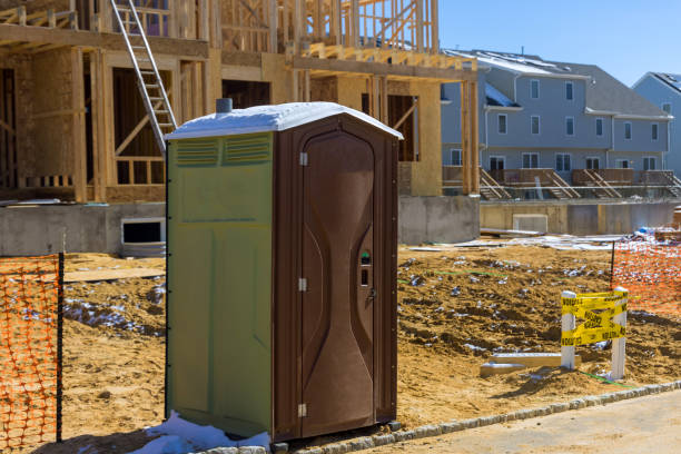 Best Restroom Trailer for Weddings in Shelbyvle, IL